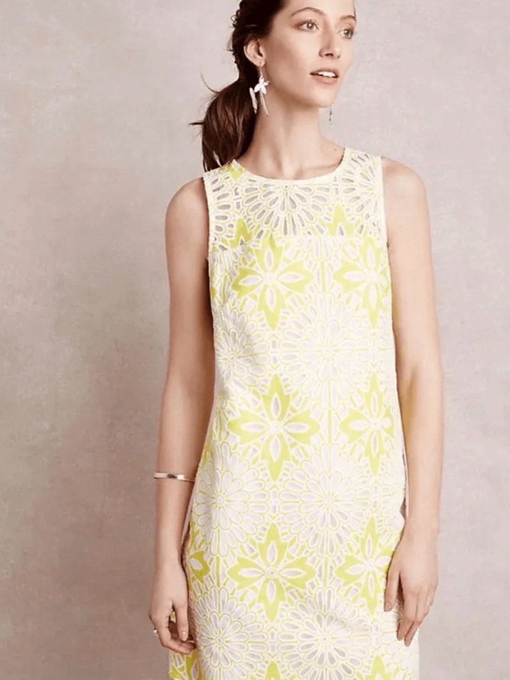 Anthro Yellow & White Retro Mod Floral Lace Shift Dress